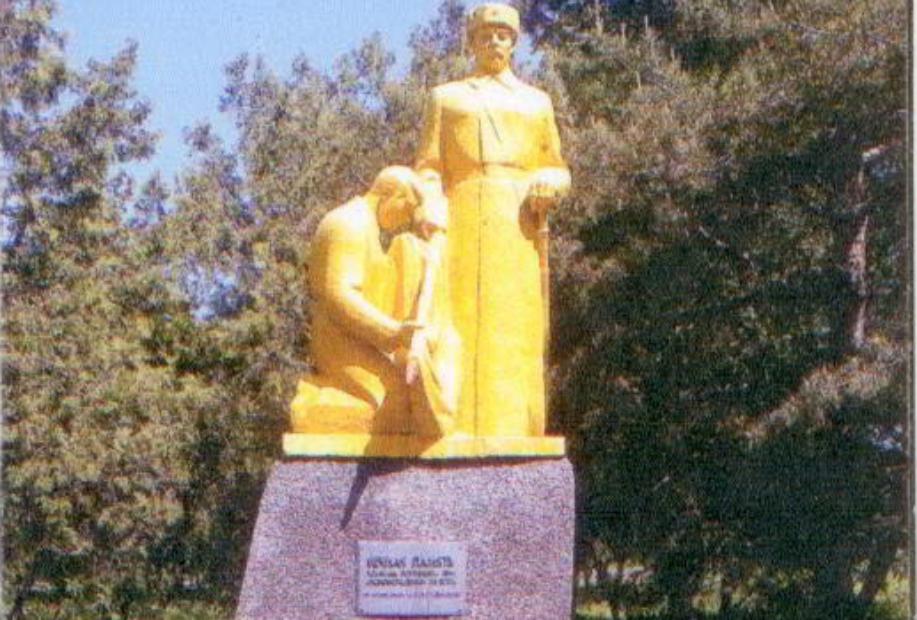 Братская могила воинов советской Армии, павших смертью храбрых в годы Великой Отечественной воины 1943г.
